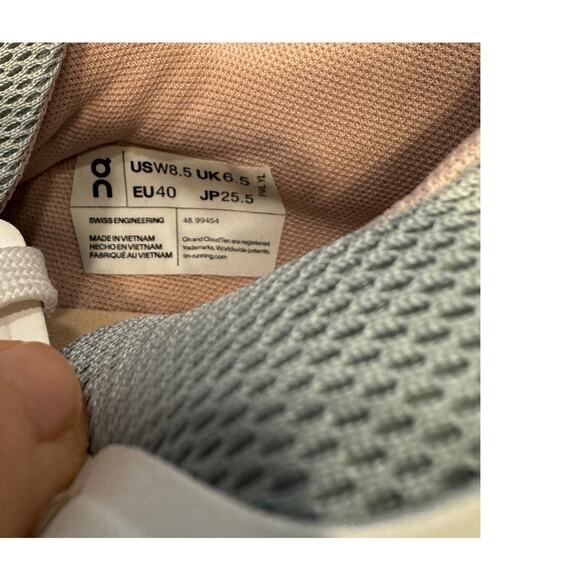 On Running THE ROGER Advantage Sneakers Women U.S. 8.5 /U.K. 6.5 /EU 40 /JP 25.5 - Picture 8 of 8